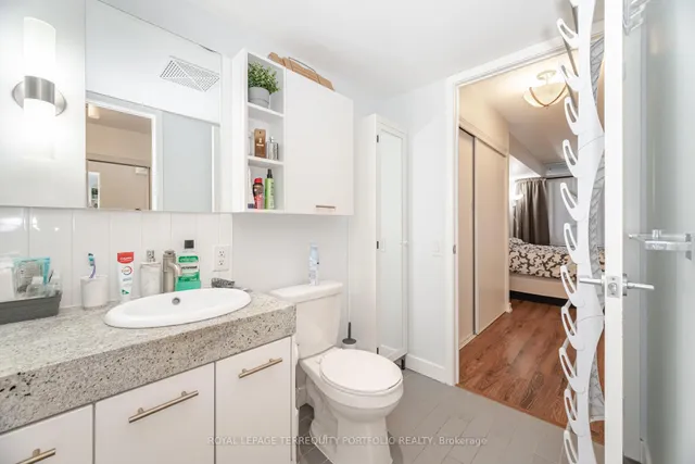 Additional image 21 of 29 Singer Crt Unit 503