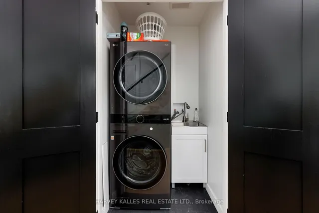 Additional image 49 of 233 MacPherson Ave