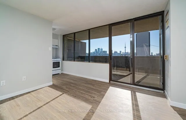 Additional image 4 of 720 Spadina Ave Unit 1004