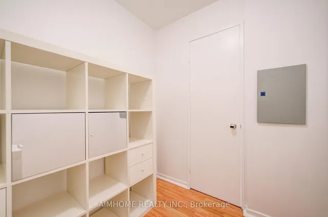 Additional image 9 of 1055 Bay St Unit 603