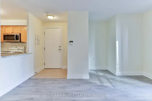 Additional image 8 of 21 Hillcrest Ave Unit 313