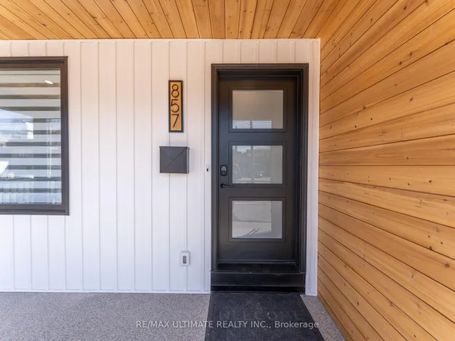 Additional image 6 of 857 Pape Ave