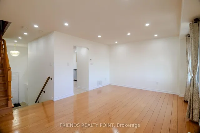 Additional image 7 of 1075 Ellesmere Rd Unit 5