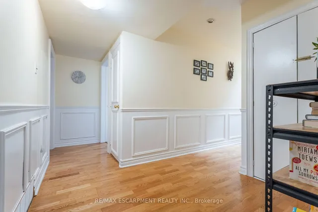 Additional image 24 of 6 ARCADE Cres