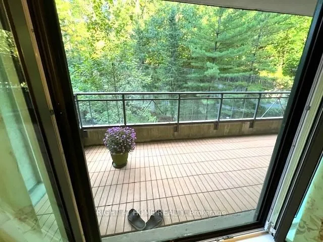 Additional image 11 of 11 William Carson Cres Unit 322