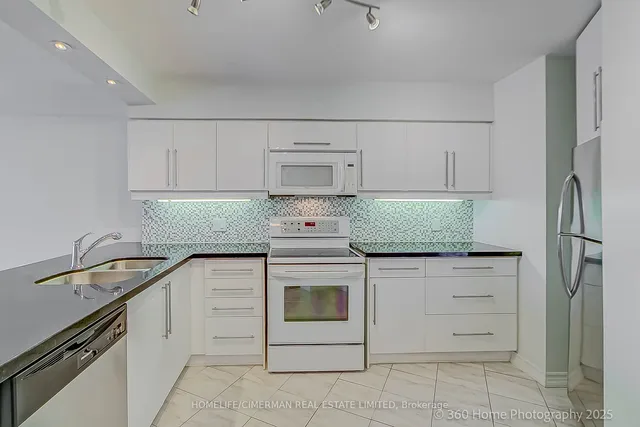 Additional image 3 of 20 Southport St Unit 413