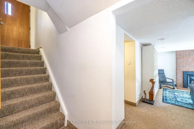 Additional image 29 of 165 Sherwood Ave