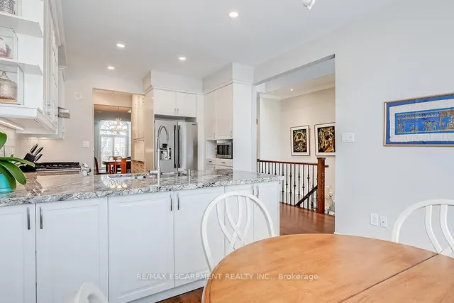 Additional image 7 of 2141 Country Club Dr Unit 11