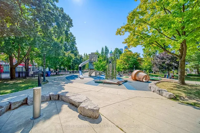 Additional image 22 of 105 George St Unit 812