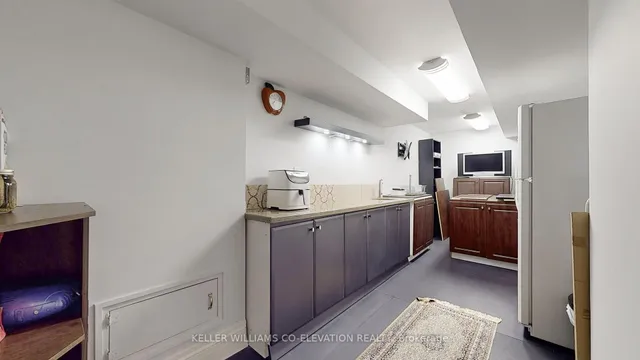 Additional image 44 of 239 Pineway Blvd