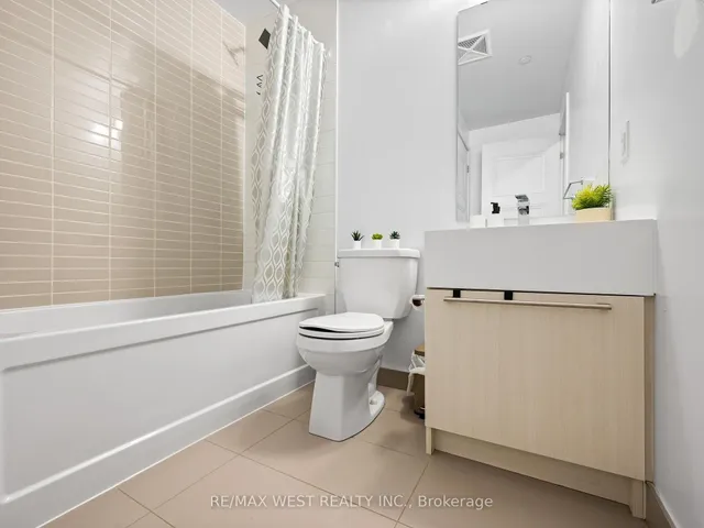 Additional image 33 of 25 Neighbourhood Lane Unit 206