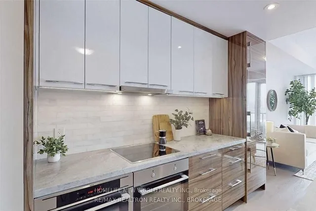 Additional image 7 of 488 University Ave Unit 3101