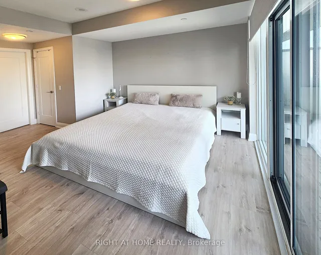 Additional image 5 of 56 Annie Craig Dr Unit 1402