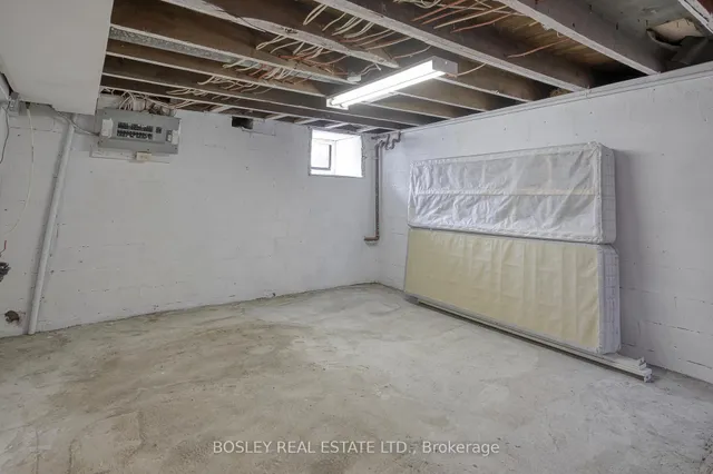 Additional image 33 of 32 Tecumseth St