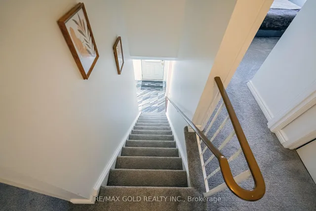 Additional image 22 of 445 Pioneer Dr Unit 4