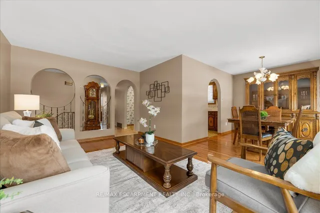 Additional image 11 of 43 Seaton Place Dr