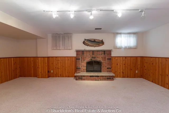 Additional image 32 of 405 Glasgow St Unit 7