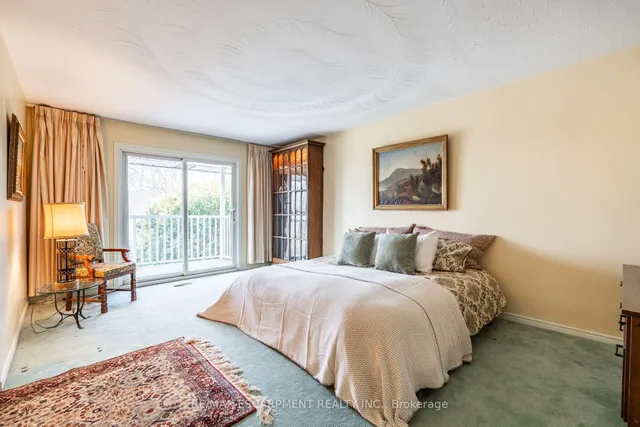 Additional image 34 of 887 MONTGOMERY Dr