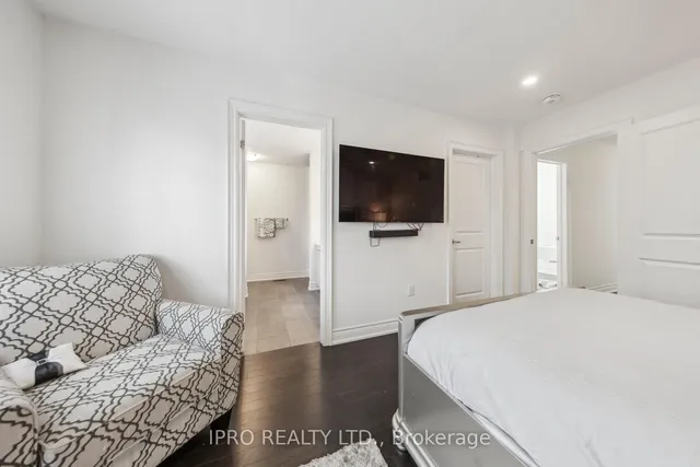 Additional image 24 of 1187 Raspberry Terr