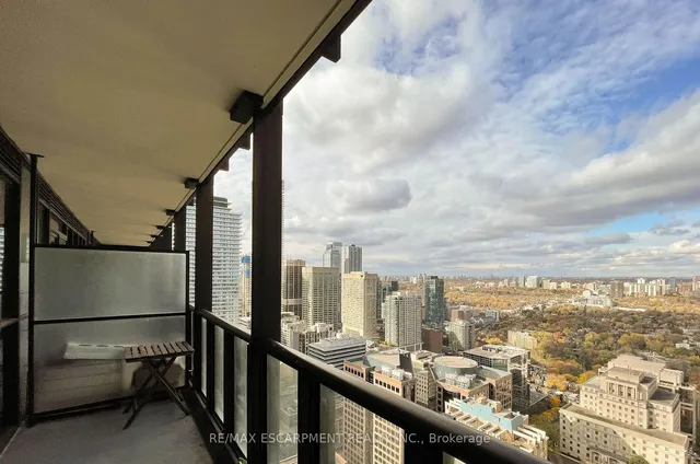 Additional image 10 of 101 Charles St Unit 2809