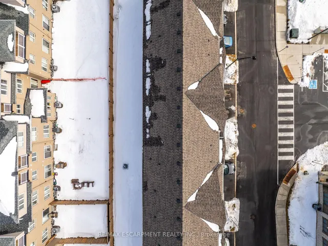 Additional image 33 of 19 Picardy Dr Unit 6