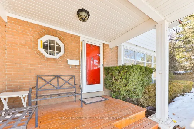 Additional image 3 of 1292 Elgin Cres