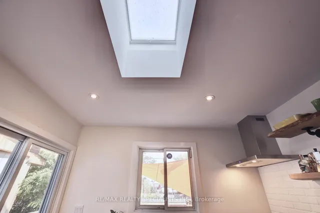 Additional image 20 of 94 Glendale Ave