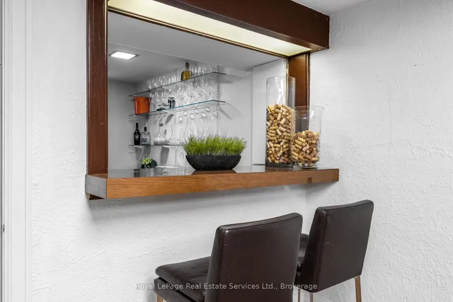 Additional image 35 of 28 Thompson Ave