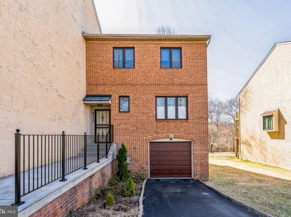 9124 Ayrdalecrescent St, Philadelphia, PA 19128