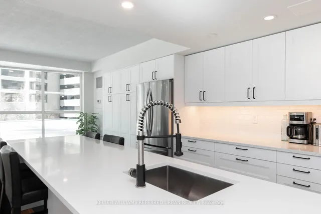 Additional image 7 of 77 Harbour Sq Unit 302