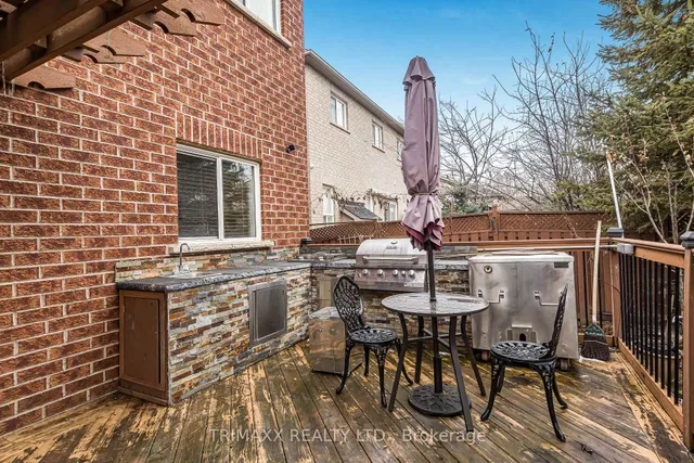 Additional image 24 of 3 Turret Cres