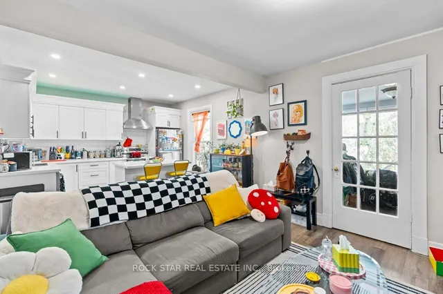 Additional image 32 of 20 Holton Ave