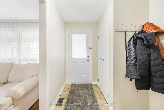 Additional image 3 of 111 Elise Terr