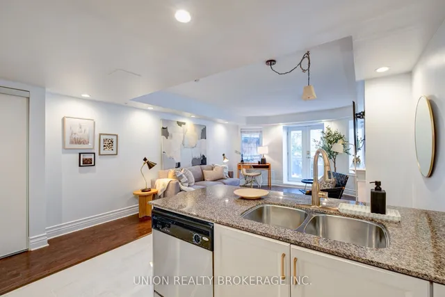 Additional image 14 of 539 Jarvis St Unit M1