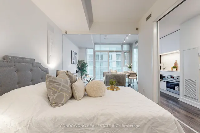 Additional image 11 of 33 Helendale Ave Unit 1702