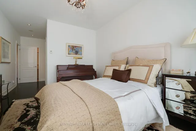 Additional image 16 of 21 Burkebrook Pl Unit 424