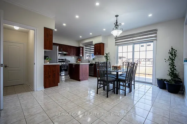 Additional image 9 of 17 Yellow Pine Rd