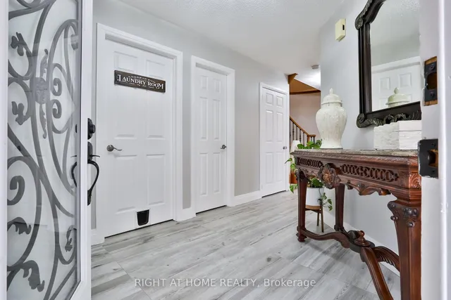 Additional image 4 of 25 Rockford Ru