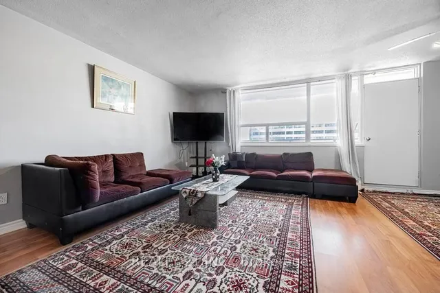 Additional image 9 of 180 Markham Rd Unit 512