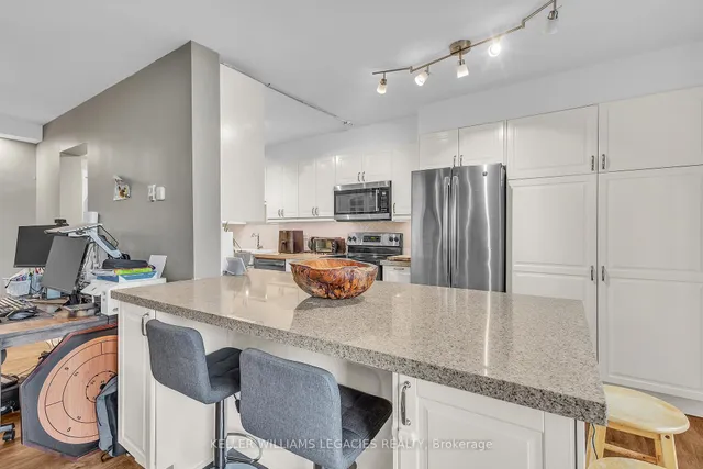 Additional image 7 of 1 Massey Sq Unit 2001