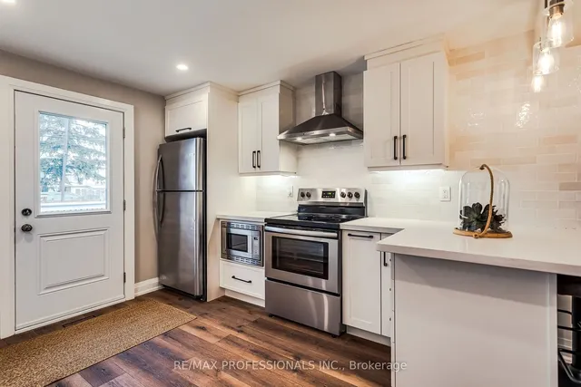 Additional image 17 of 135 Grosvenor Ave