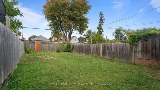 Additional image 30 of 157 Weir St