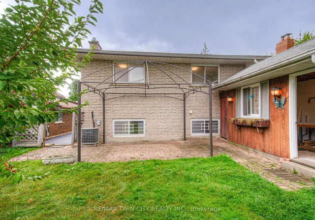 Additional image 37 of 18 Bosworth Cres