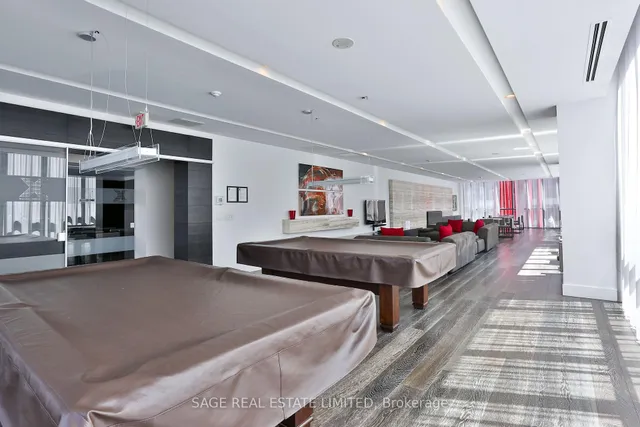 Additional image 33 of 110 Charles St Unit 404