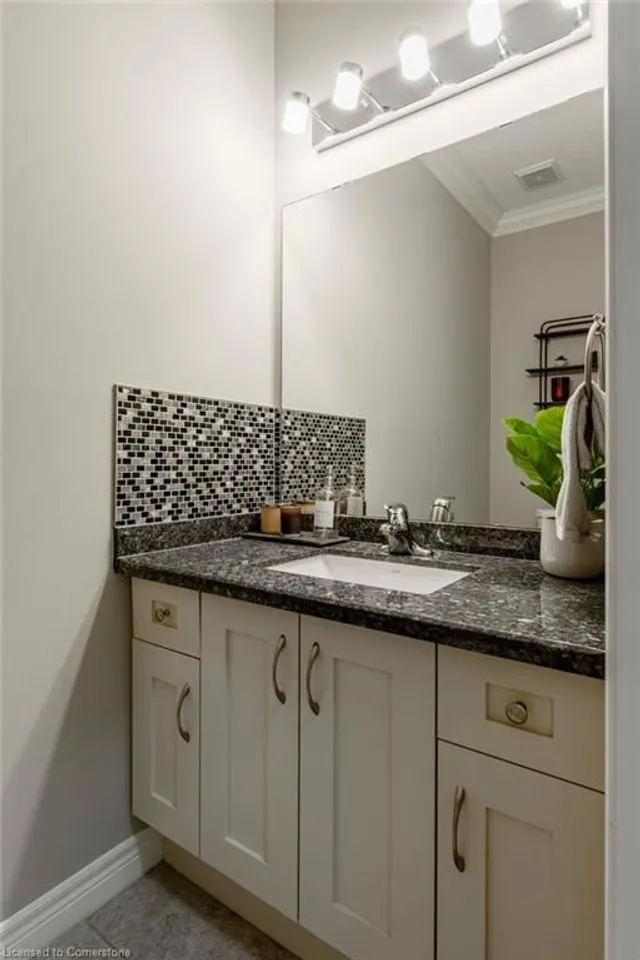 Additional image 26 of 51 Weaver Dr