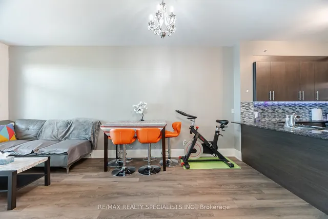 Additional image 14 of 45 Yorkland Blvd Unit 204