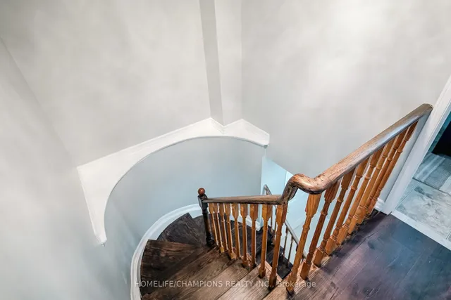 Additional image 22 of 28 Longsword Dr