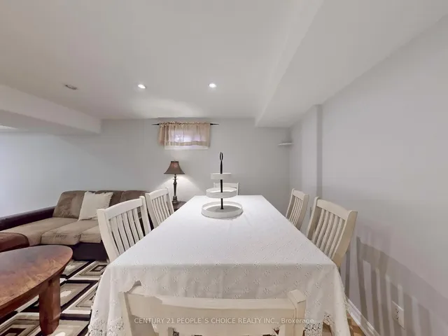 Additional image 32 of 5812 Sidmouth St