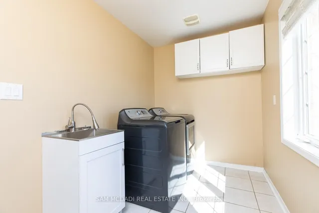 Additional image 22 of 51 Personna Circ