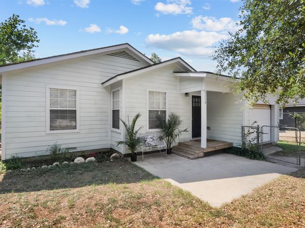 3136 Childress St, Fort Worth, TX 76119